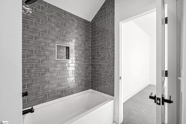 Photo - 112 Lepak Ln