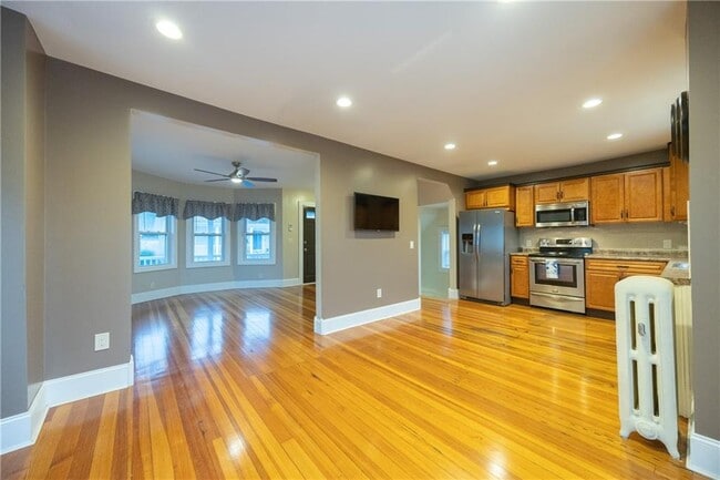 Photo - 200 Woodward Ave