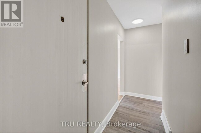 Photo - 407 Peach Tree Ln Unit 3