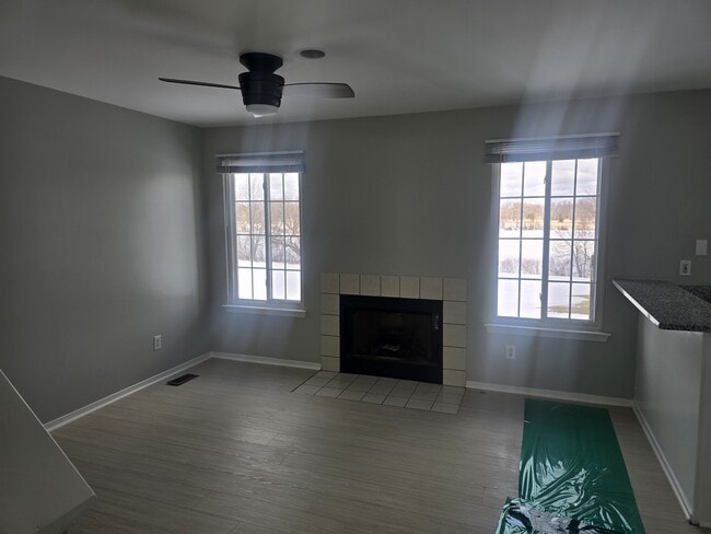 Photo - 247 Oak Ridge Dr