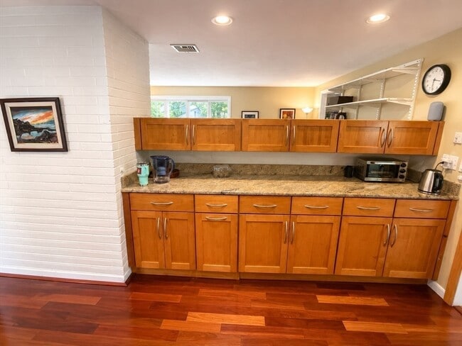 Photo - 15 Leonard Rd