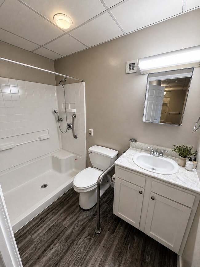Legacy Eastgate Apartments