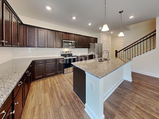Photo - 3105 Esquire Dr