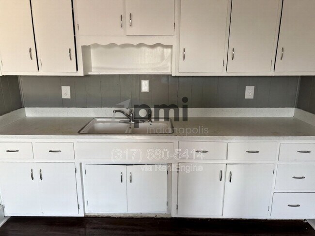 Photo - 215 Madison Ave