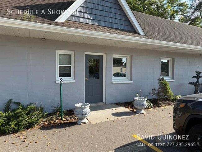 Building Photo - 600 Hastings Ave Rental
