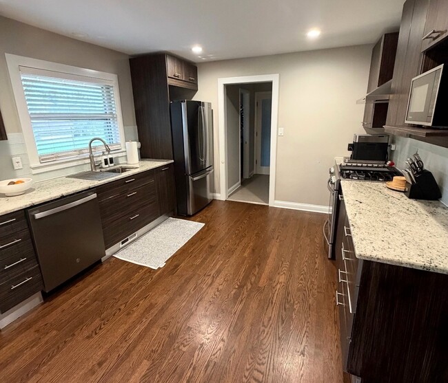 51 Parklane Dr