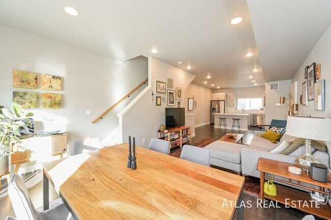 Photo - 3810 Olive St