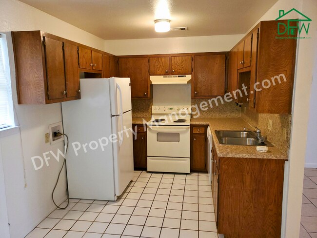 Photo - Cute 2-Bed/1.5-Bath Townhome for Lease in Celina Unidad Apt #B3