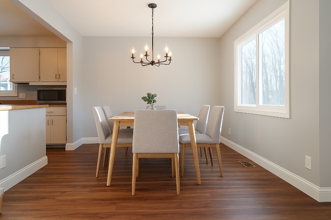 Photo - 8621 Darnel Rd