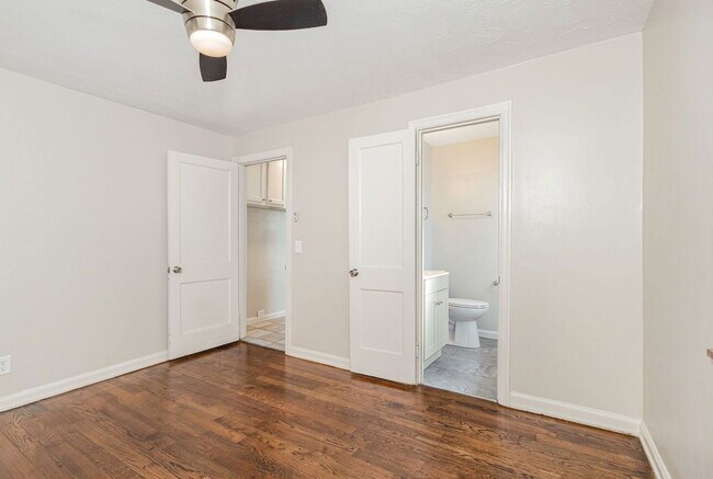 Photo - 4220 Webster Ave Unit 5