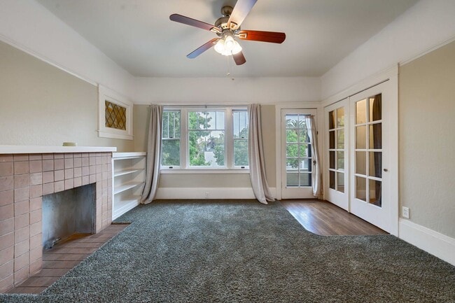 Photo - Charming Midtown 1-Bedroom Apartment with ...