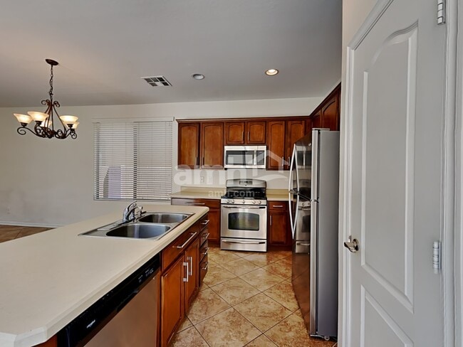 Photo - 14584 W Maui Ln