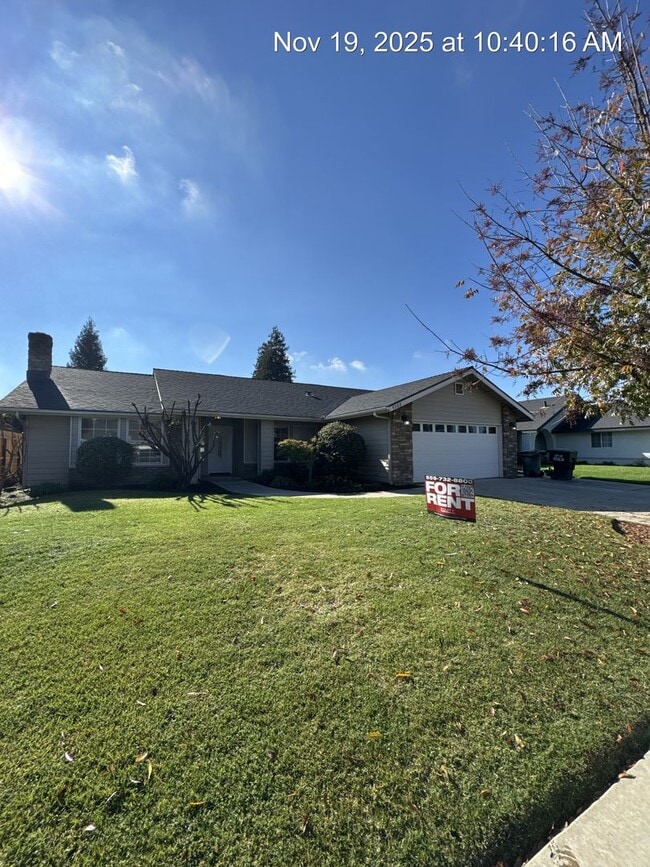 Building Photo - Coming soon! 3 Bedroom Home in North West Visalia!