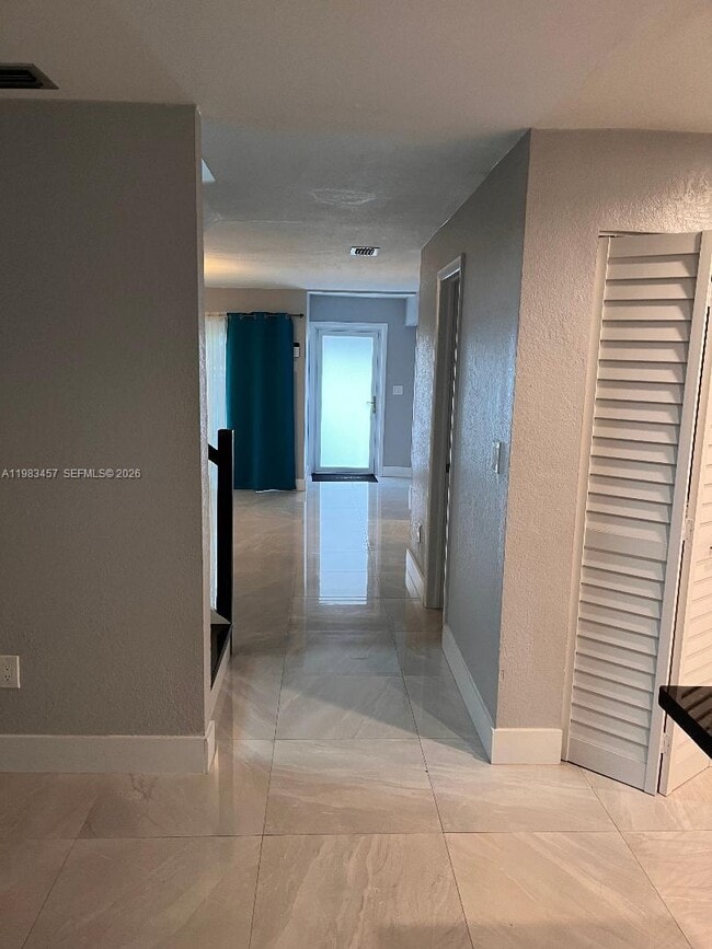 Photo - 11712 SW 13th St