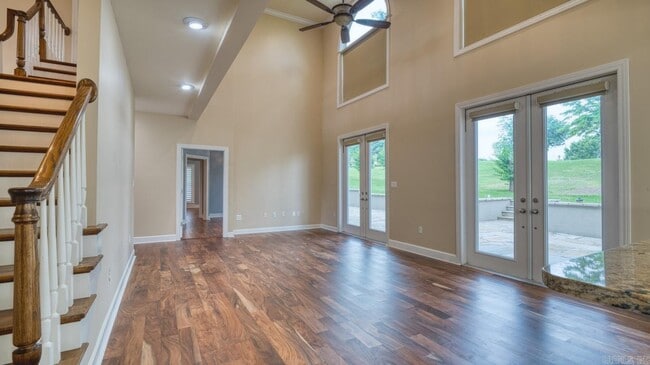 Photo - 2213 Doral Dr