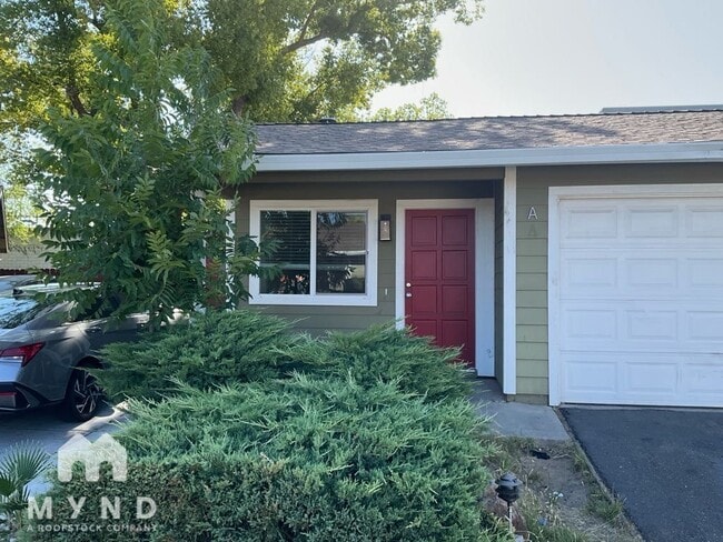Building Photo - 7047 Greenback Ln Rental