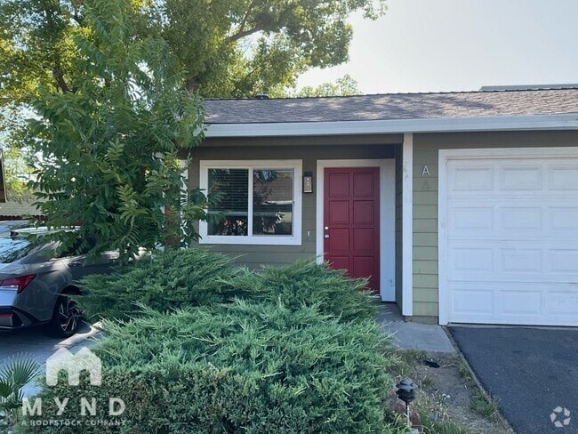 Building Photo - 7047 Greenback Ln Rental