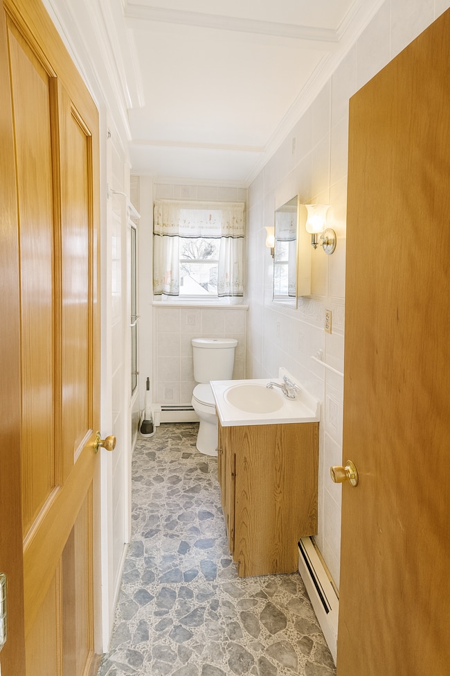 Photo - 194 Water St