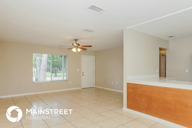 Photo - 241 Manth Ave