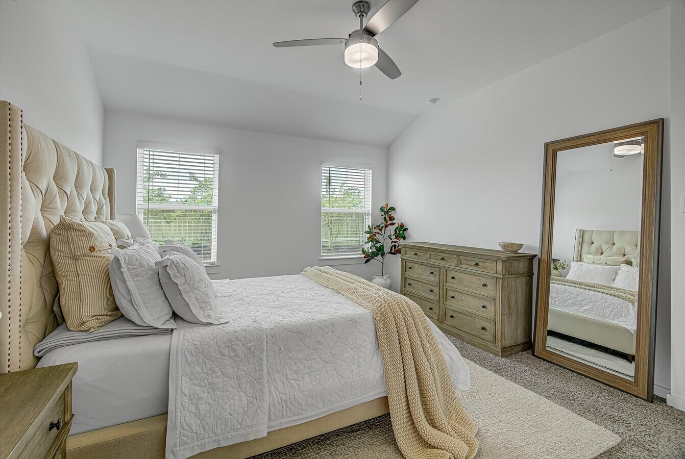 Photo - 30203 Gallatin River Ln