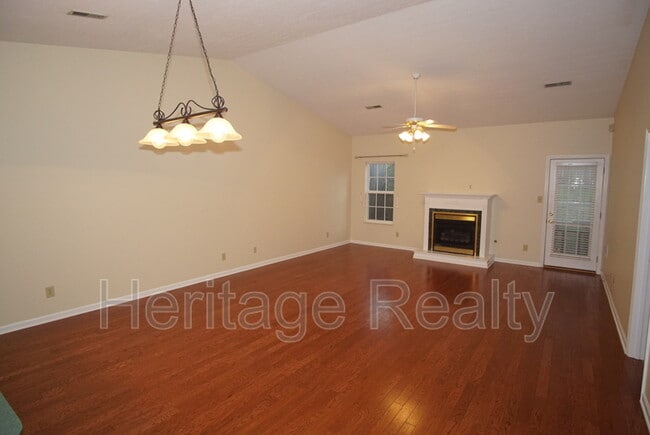 Photo - 2419 Glen Meadow Rd
