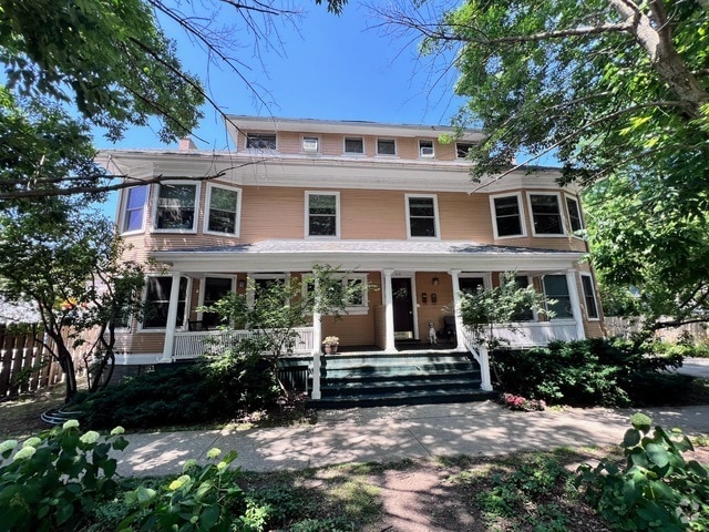 Building Photo - 519 Hamilton St Rental