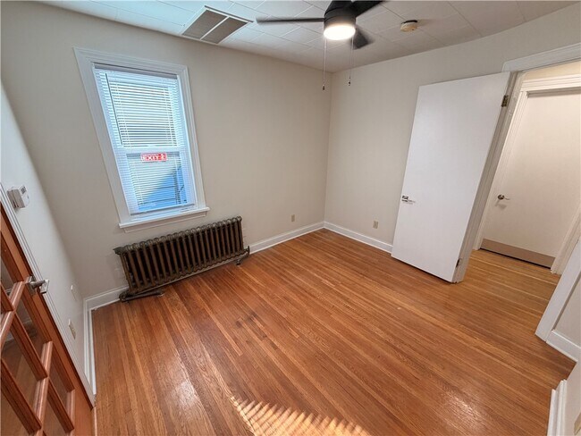 Photo - 67 Pembroke St