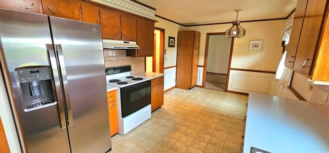 Photo - Welcome to this charming 2 bedroom, 1 bath...