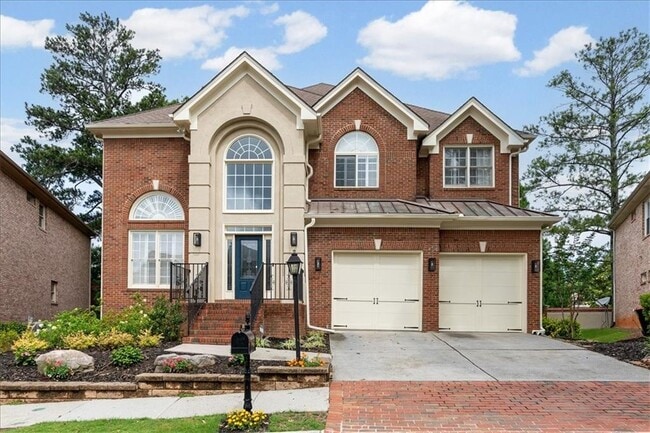 Building Photo - 350 Wembley Cir