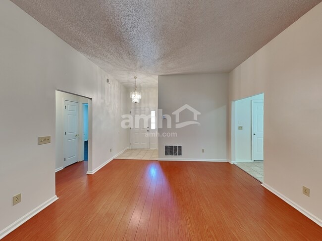 Photo - 7804 Spring Branch Dr S