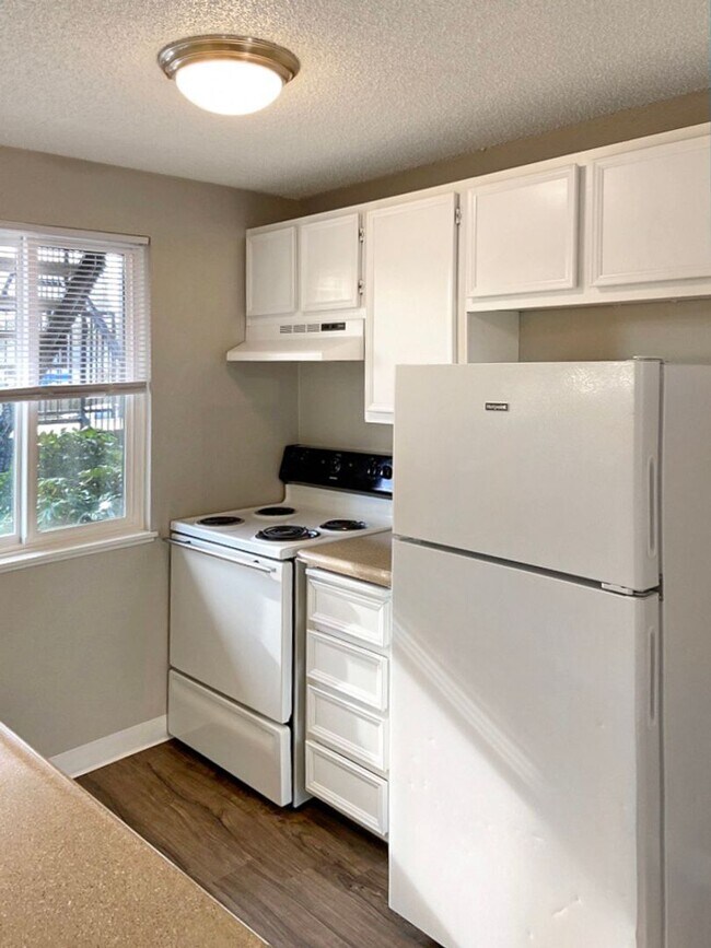 Photo - West on Murray Apartments