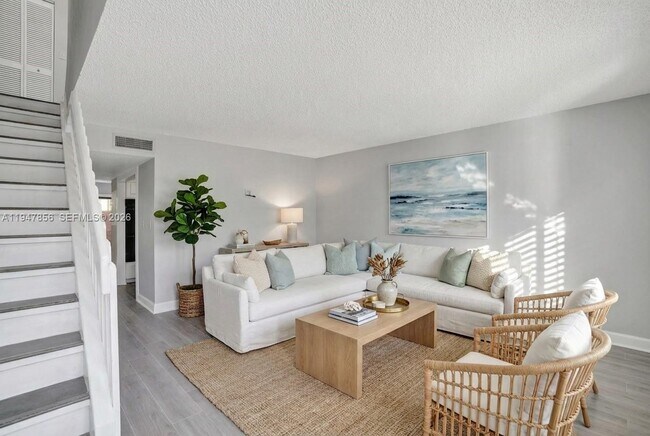 Photo - 10102 SW 77th Ct