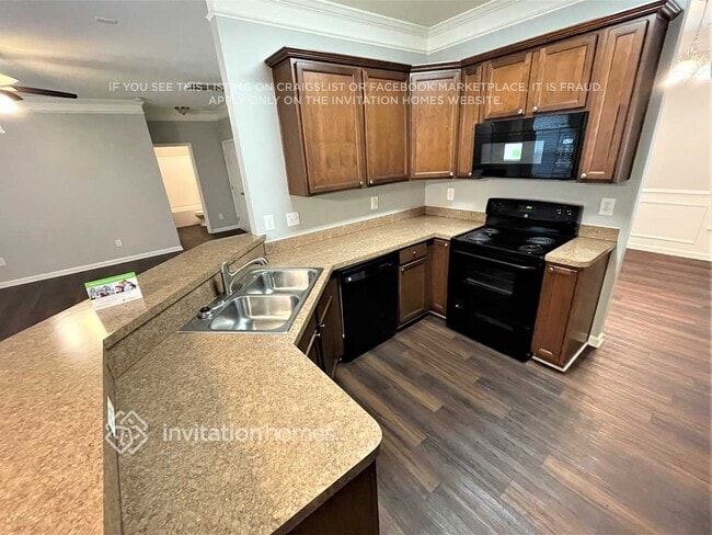 Photo - 1631 Eastway Dr