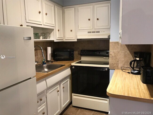 Photo - 600 Layne Blvd Unit 130
