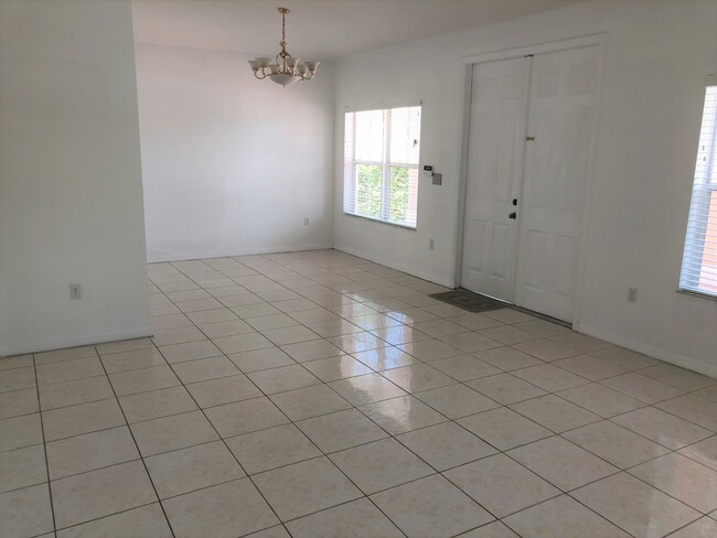 Photo - 8894 NW 168th St