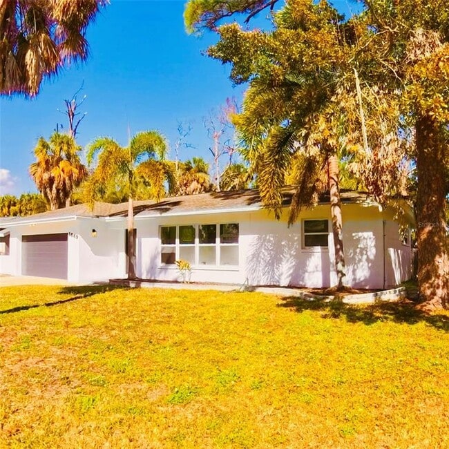 Building Photo - 1649 North Dakota Ave NE