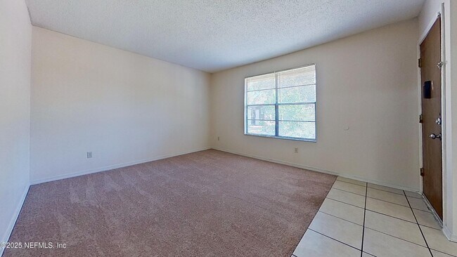 Photo - 472 Bentwood Ln Unit A