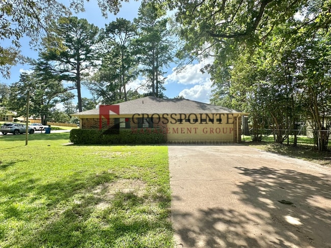 Photo - COMING SOON! 3 Bedroom 2 Bath in Flint!