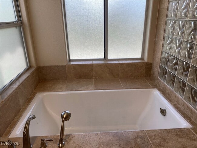 Building Photo - 436 Beardsley Cir