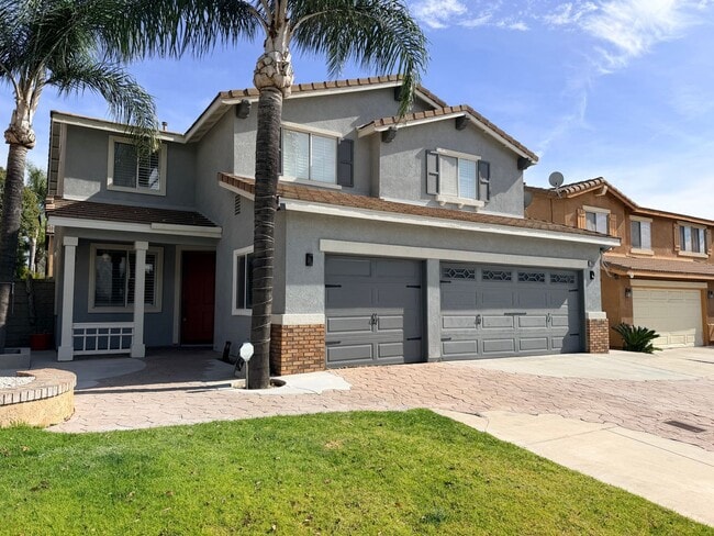 Building Photo - Amazing 5 bedroom home for rent in North Fontana