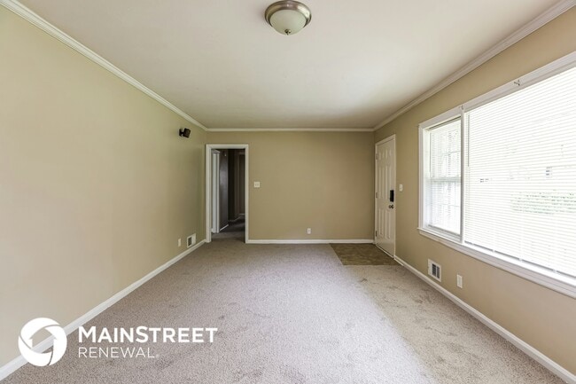 Photo - 3545 Ingledale Dr SW