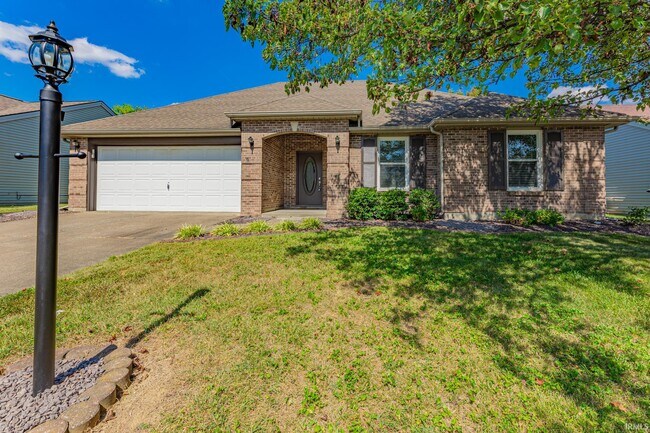 Photo - 3900 Deer Trail