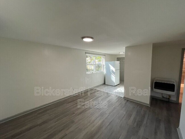 Photo - 1009 1st Pl S Unidad Apt B