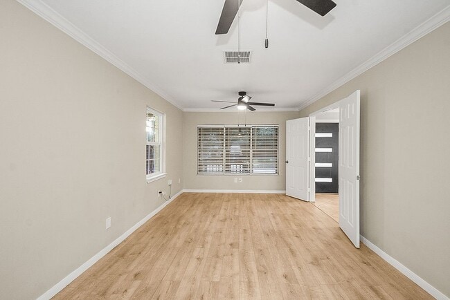 Photo - 5037 W 43rd St