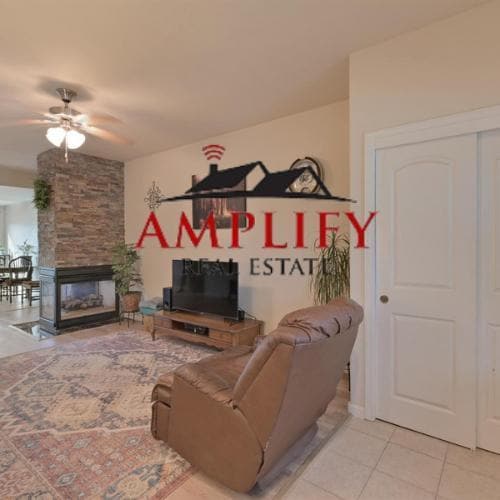 Photo - 427 Hetherington Cir