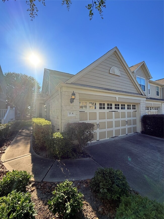Building Photo - 13600 Breton Ridge St Unit 17A
