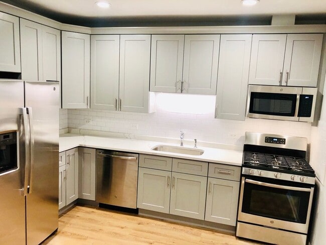 Photo - 1450 W Taylor St