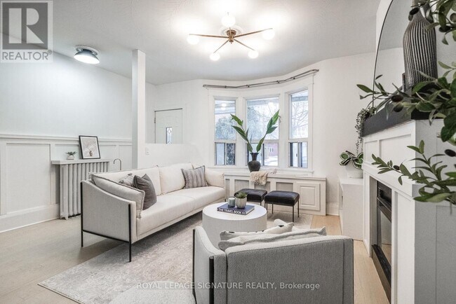 Photo - 216 Parkmount Rd