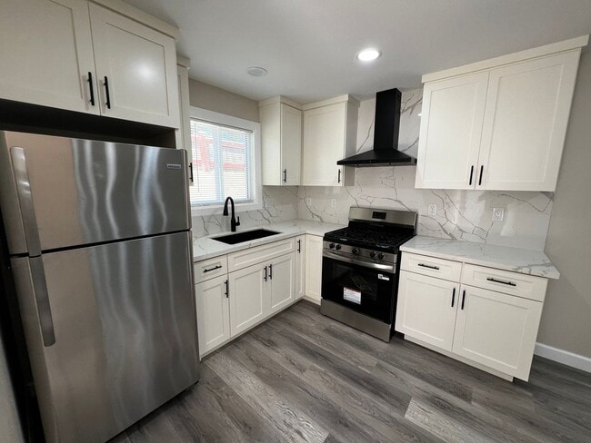 Building Photo - Brand New Three Bedroom and One Bath ADU House for Rent in Pico Rivera