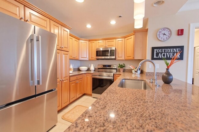 Photo - 5 Sally Sweets Way